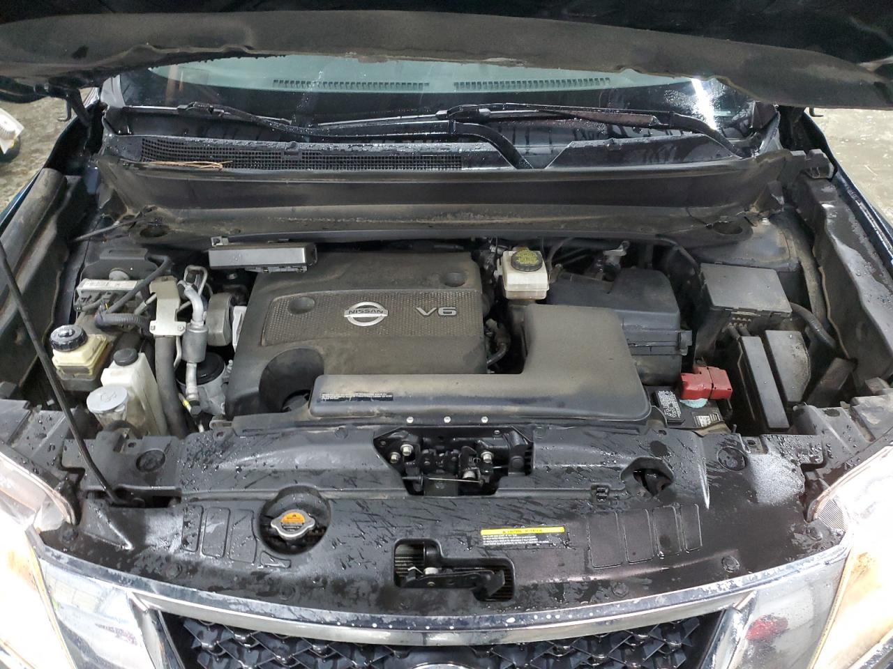2015 Nissan Pathfinder - Image 12