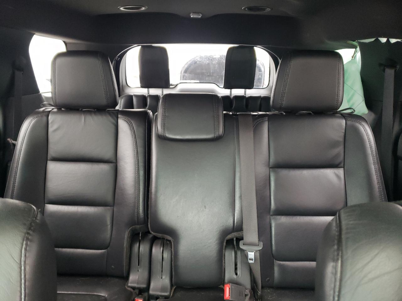 2014 Ford Explorer - Image 10