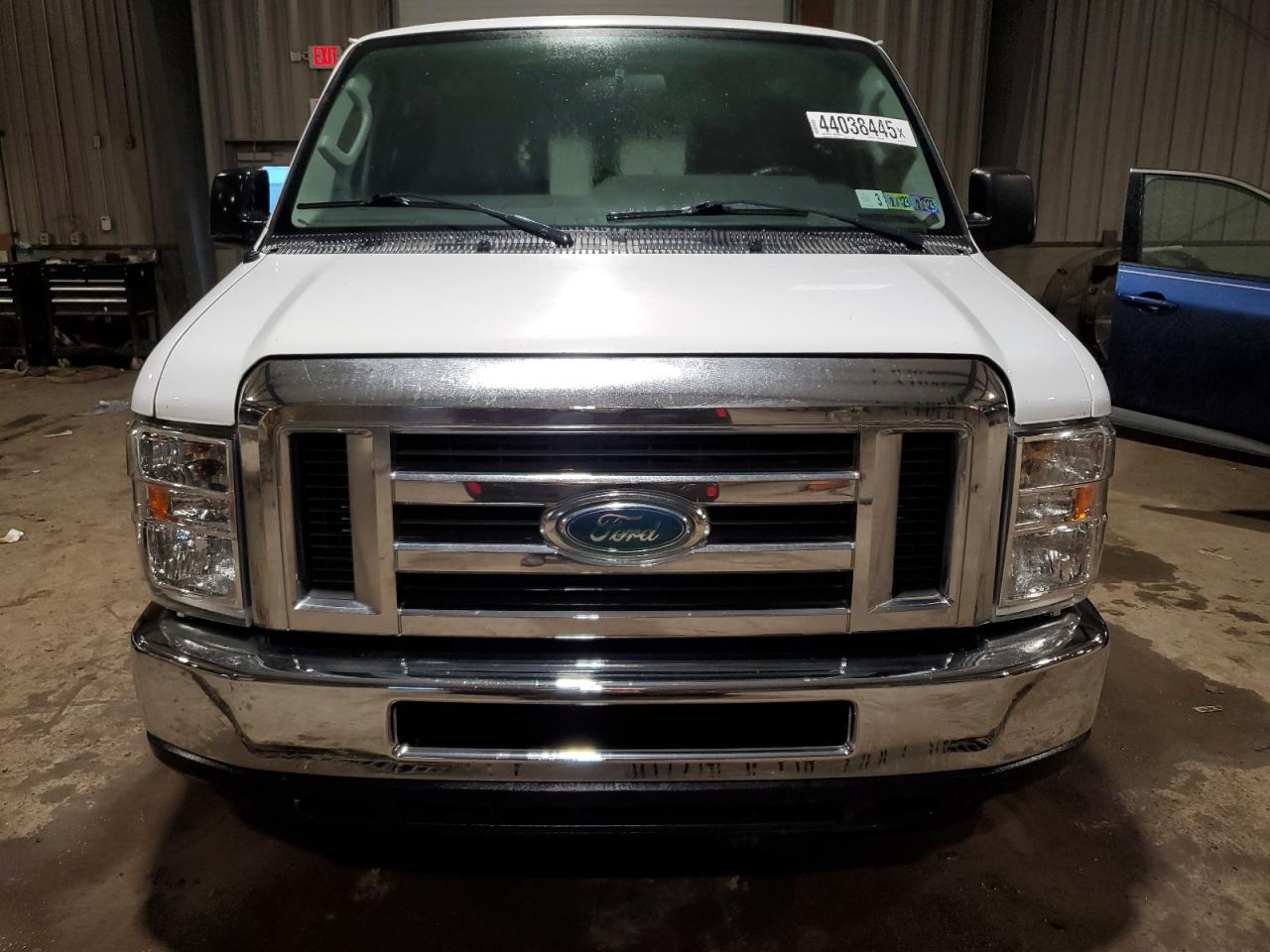 2012 Ford Econoline - Image 5
