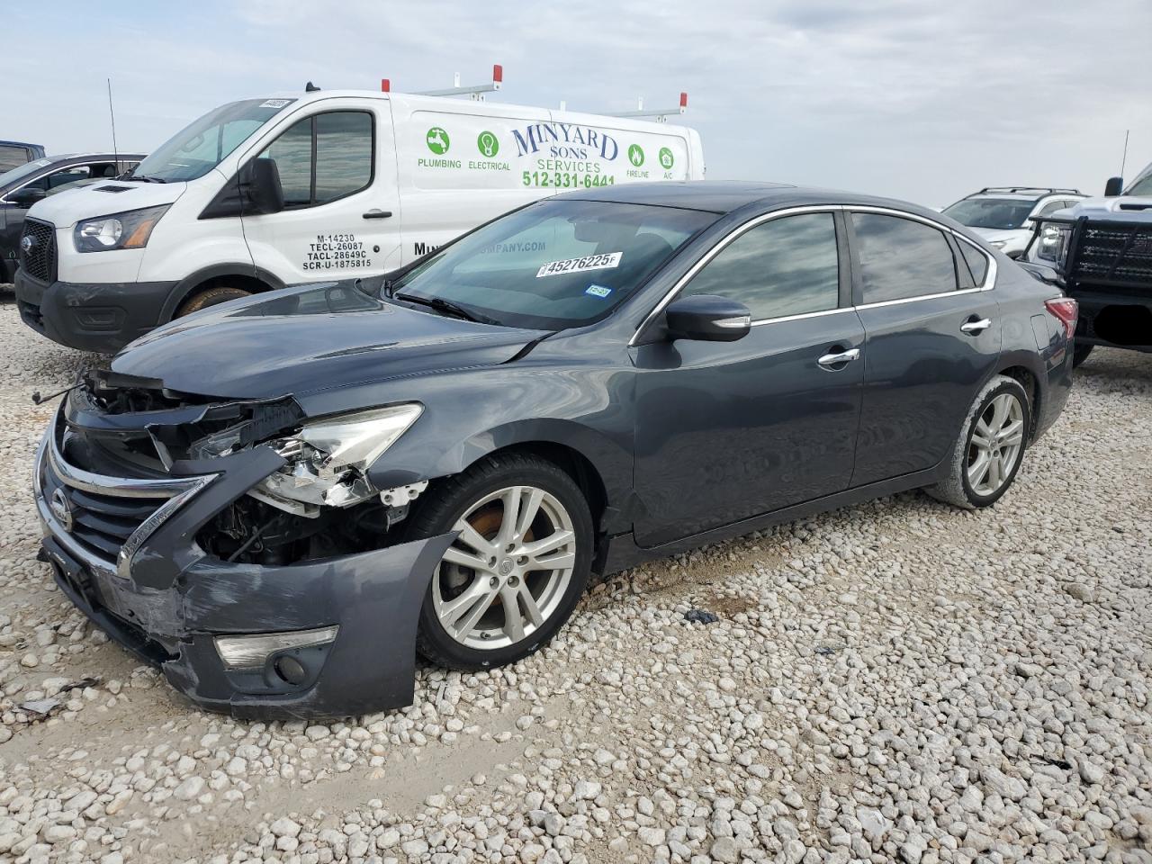 2013 Nissan Altima - Image 1