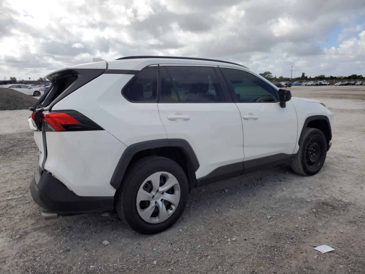 2020 Toyota RAV 4 - Image 3