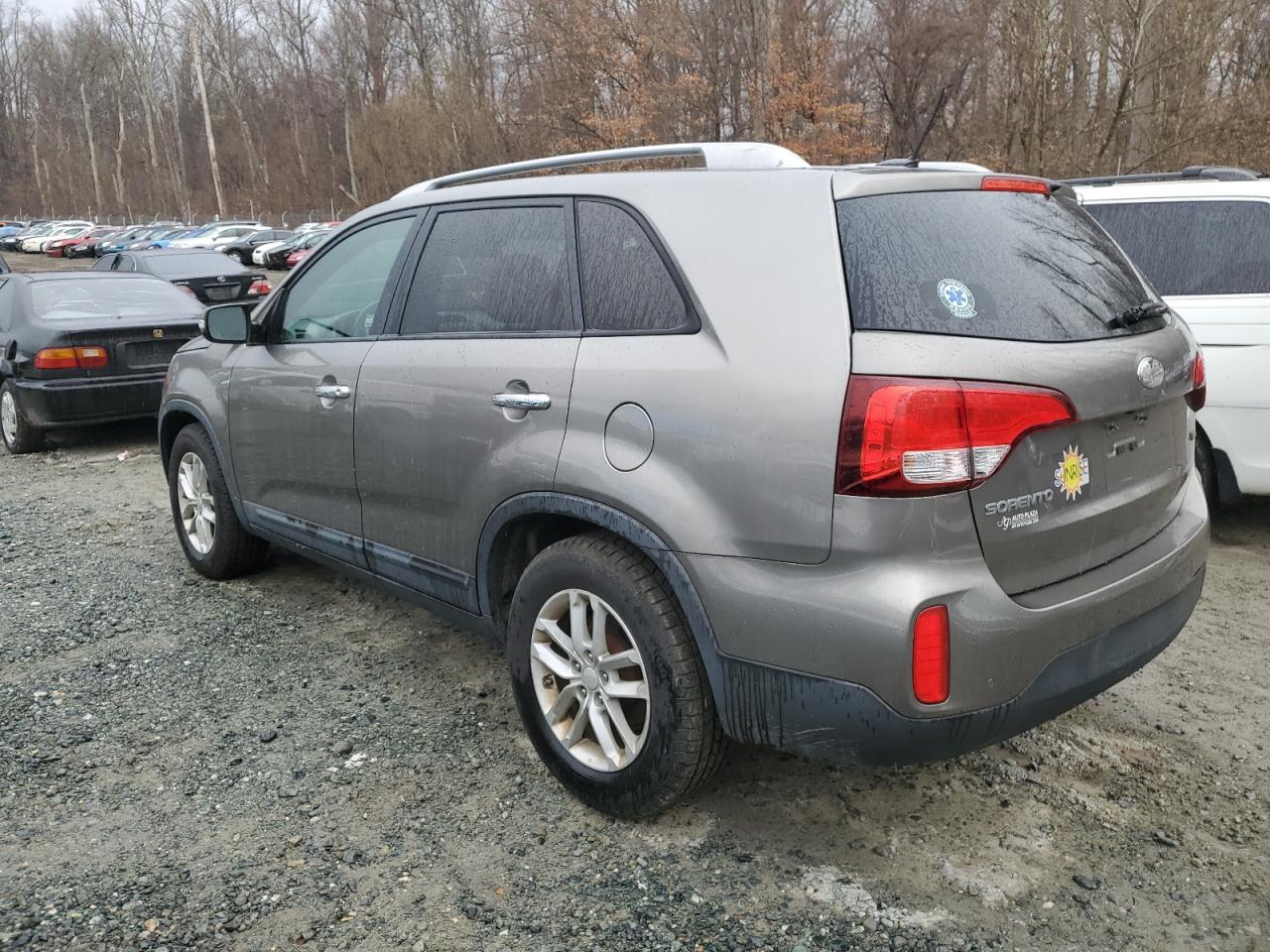 2014 Kia Sorento - Image 2