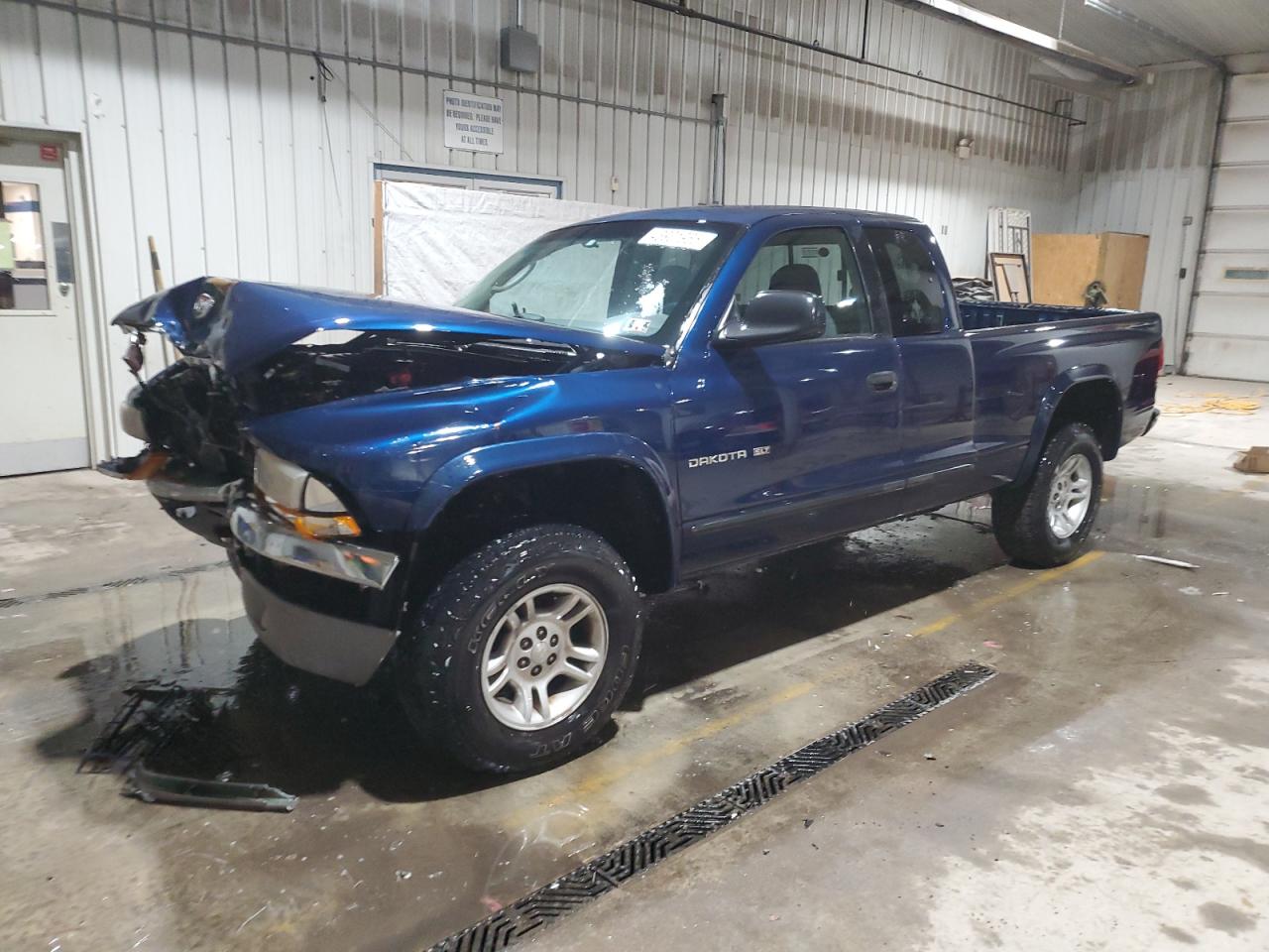 2001 Dodge Dakota - Image 1
