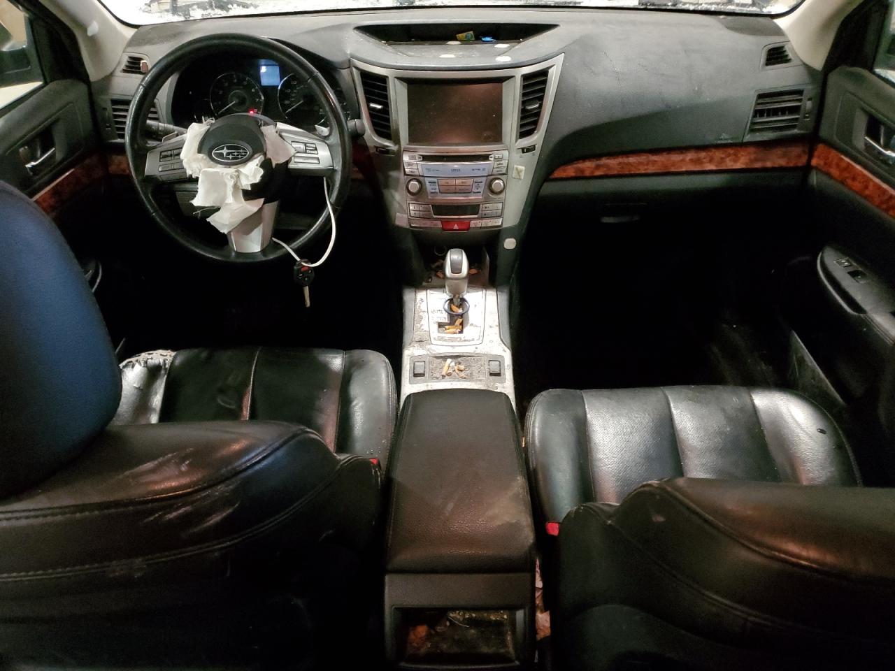 2011 Subaru Outback - Image 8
