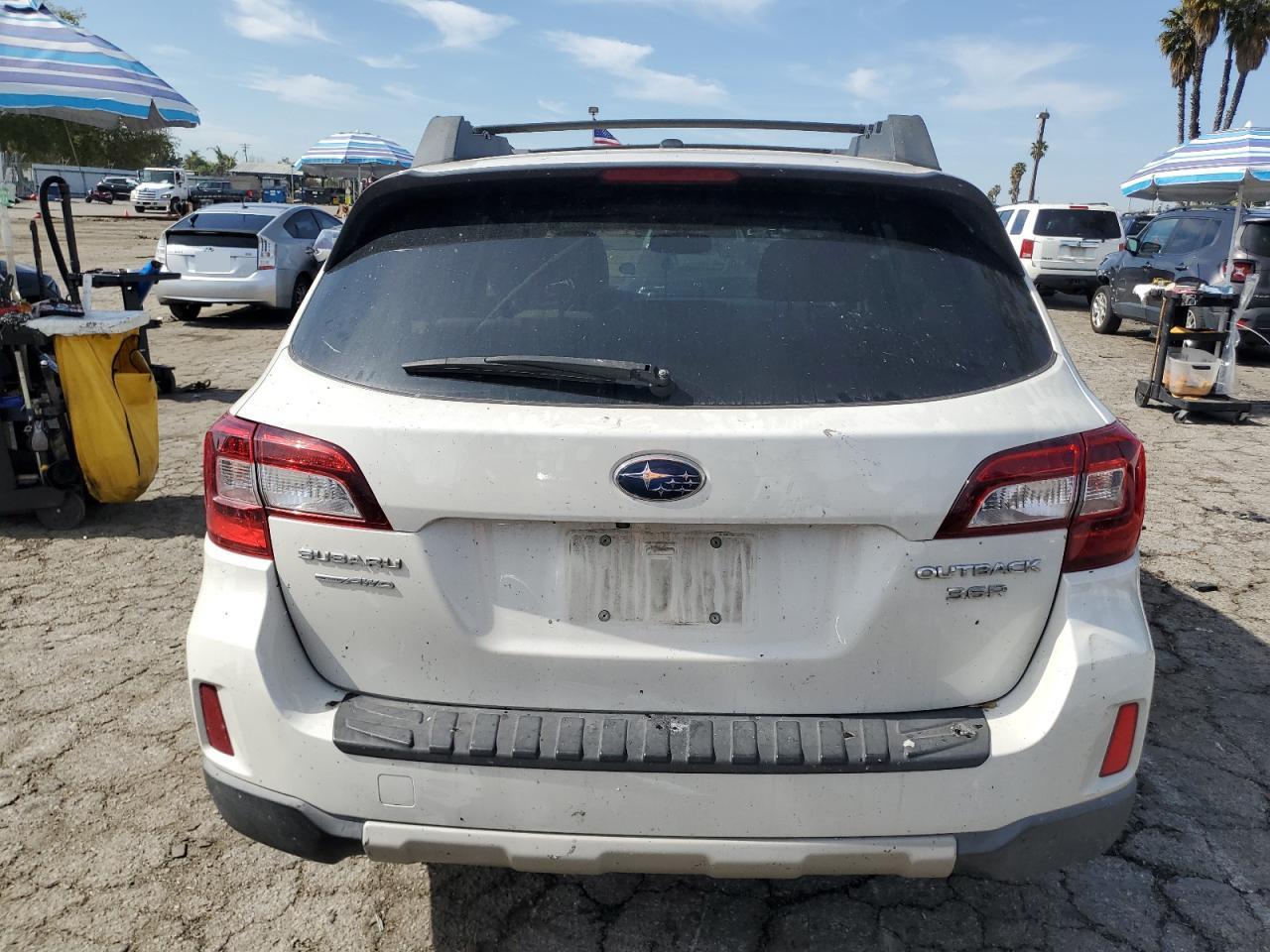 2015 Subaru Outback - Image 6