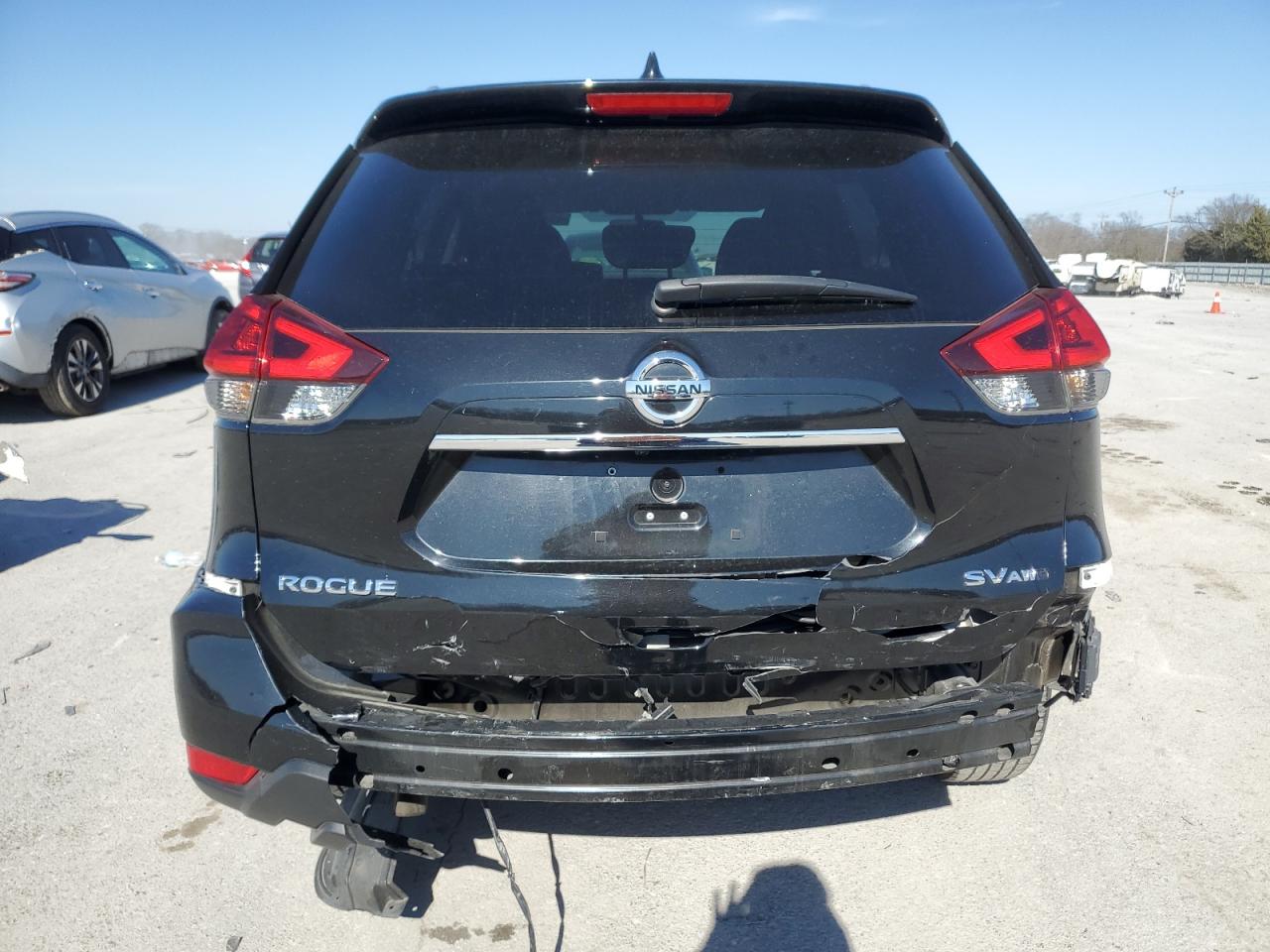 2018 Nissan Rogue - Image 6