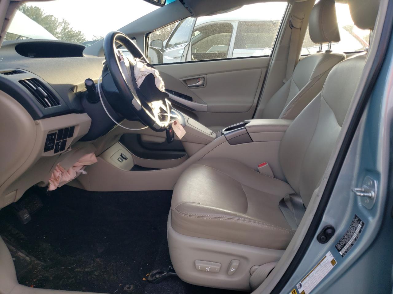 2015 Toyota Prius - Image 7