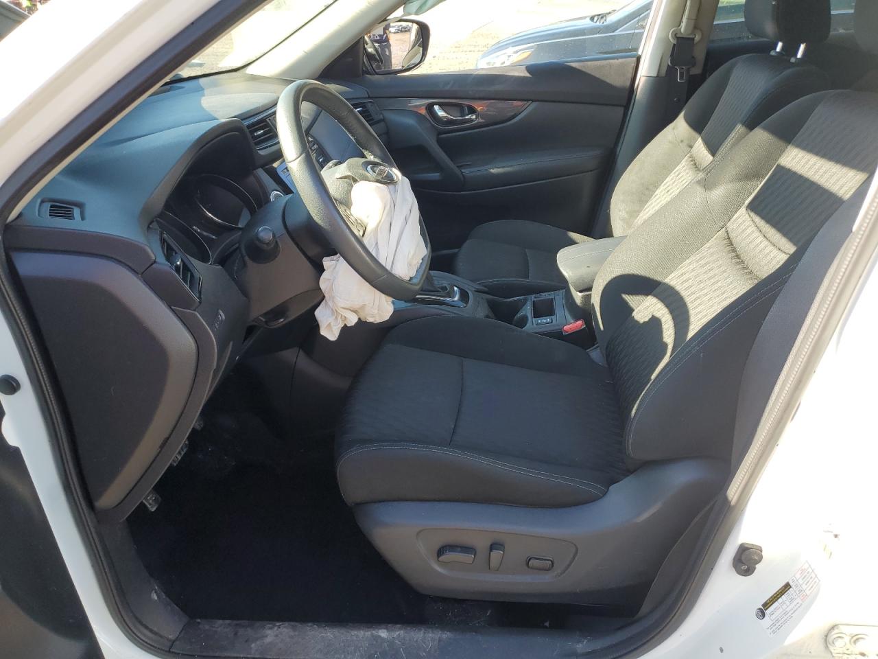KNMAT2MV5HP508528 NISSAN ROGUE 2017