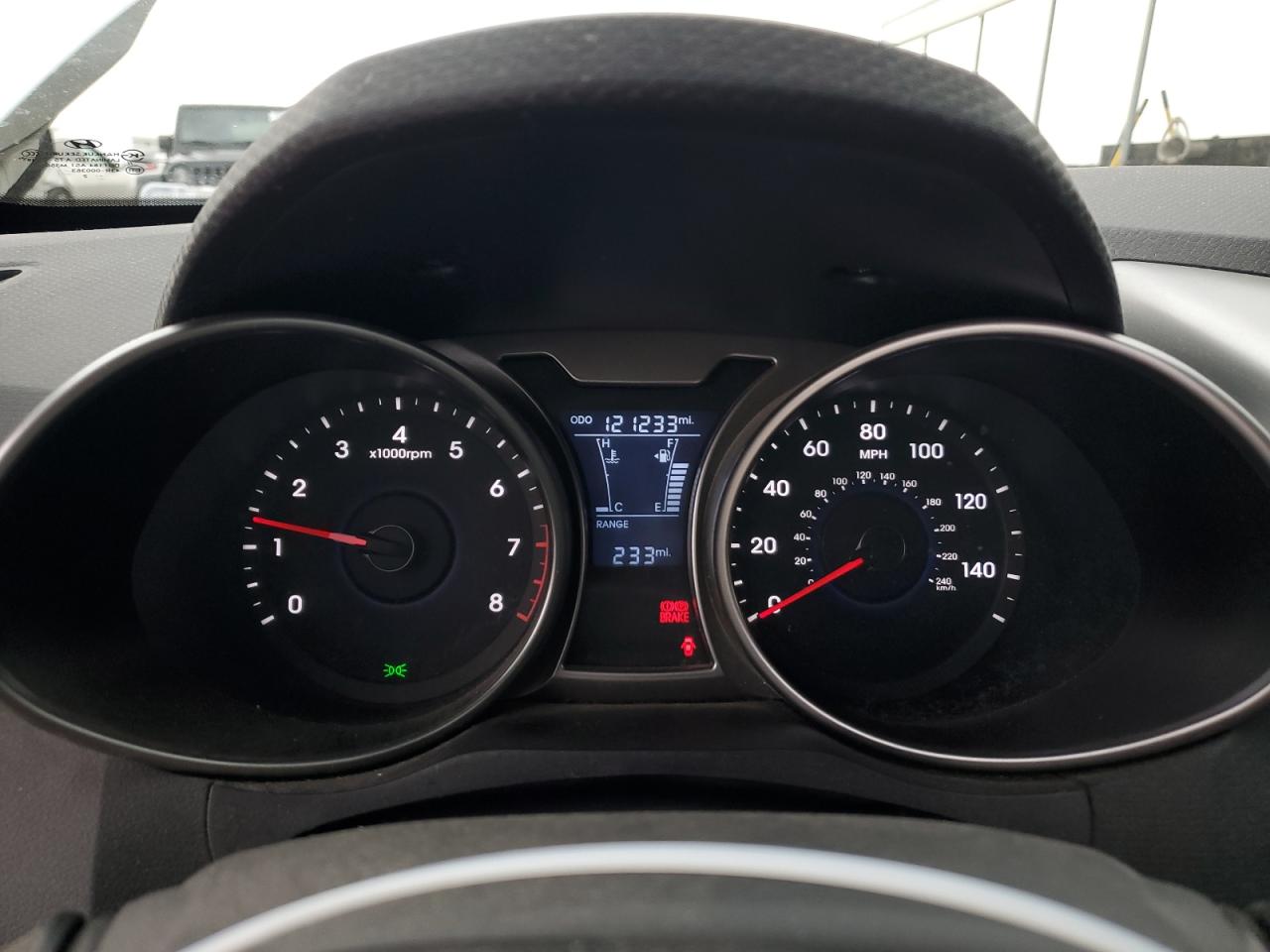 2012 Hyundai Veloster - Image 9