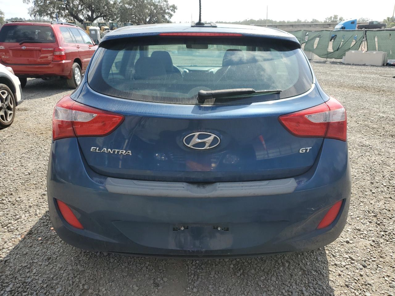 2015 Hyundai Elantra - Image 6