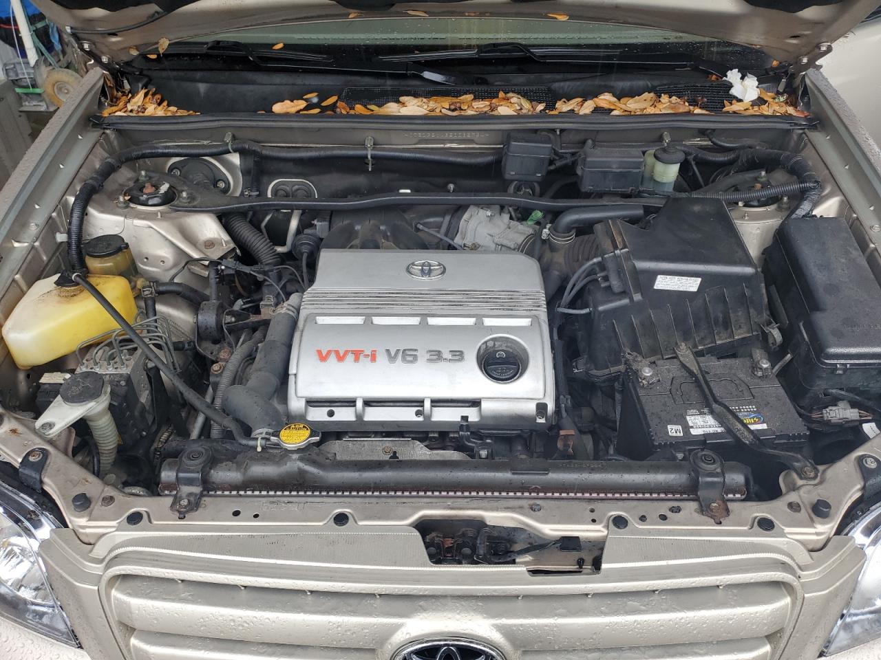 2005 Toyota Highlander - Image 12