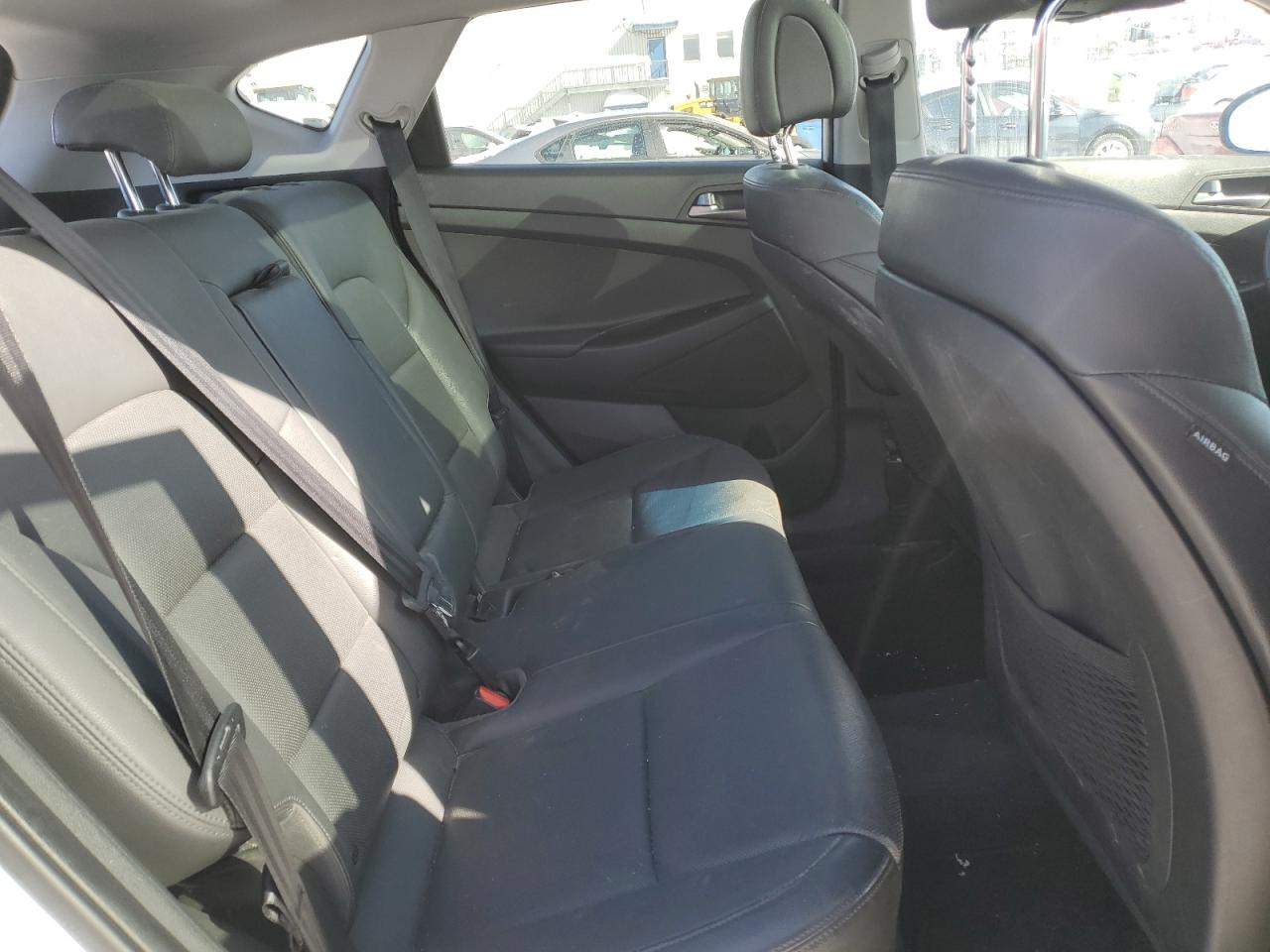 2017 Hyundai Tucson - Image 10