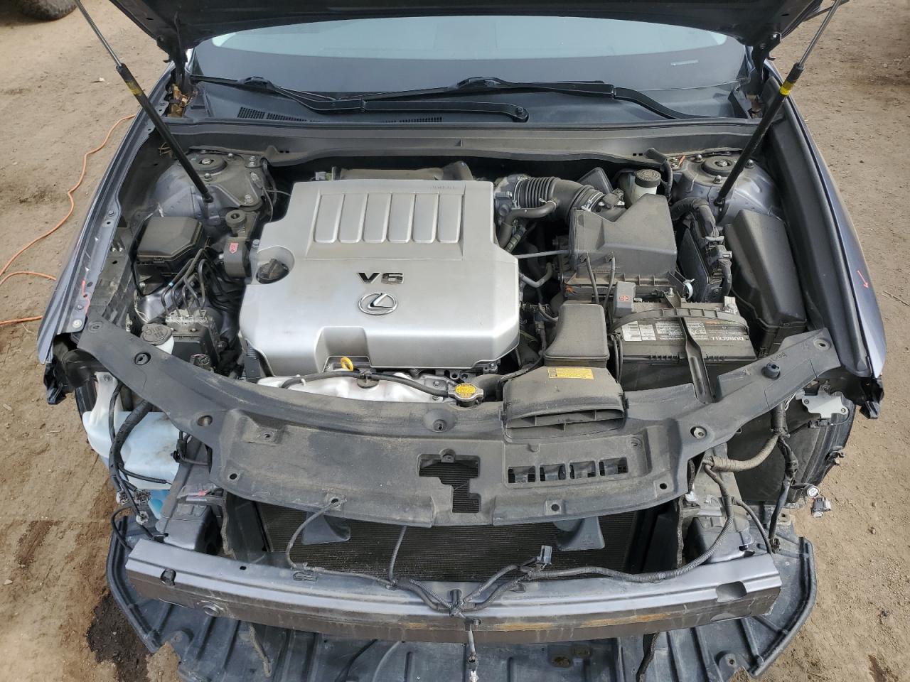 2014 Lexus ES - Image 11