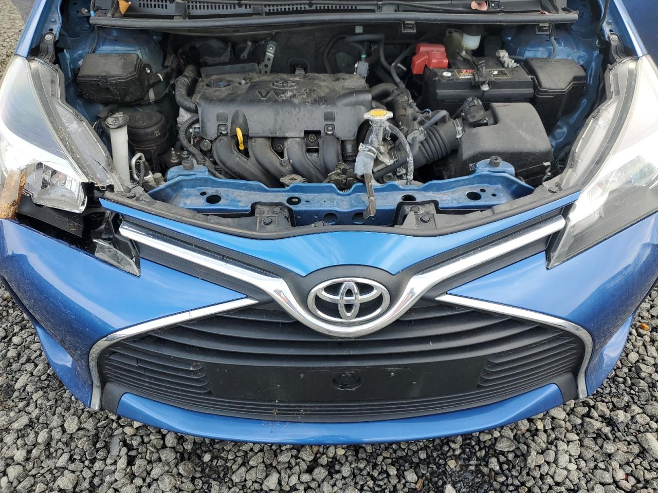 2015 Toyota Yaris - Image 11