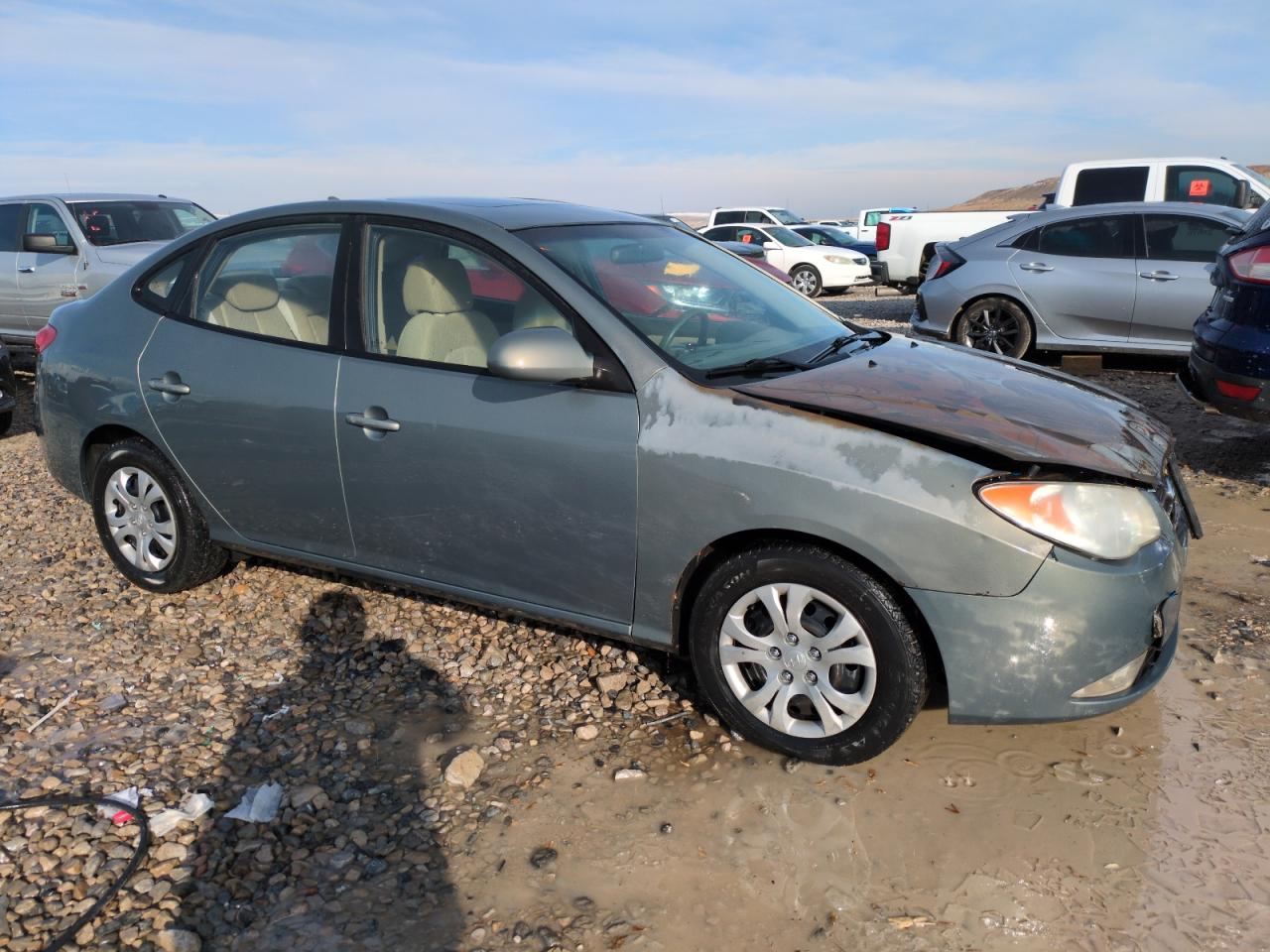 2010 Hyundai Elantra - Image 4
