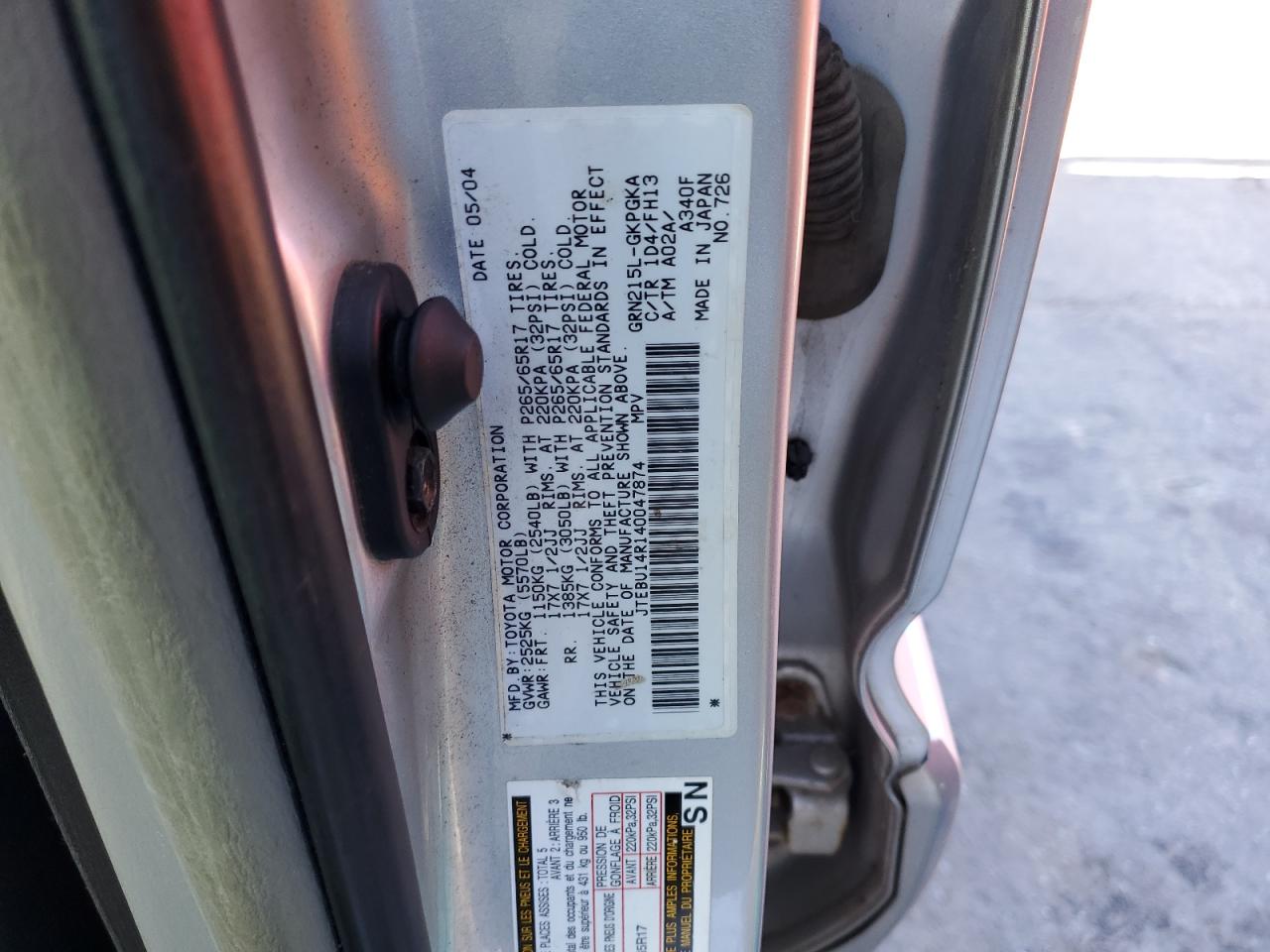 2004 Toyota 4Runner - Image 13