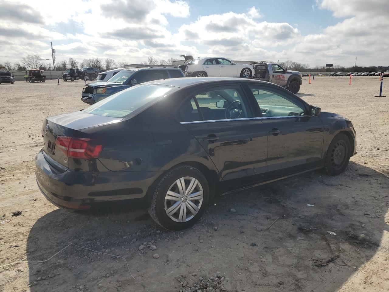 2017 Volkswagen Jetta - Image 3
