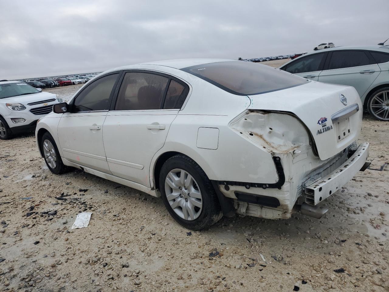 2012 Nissan Altima - Image 2