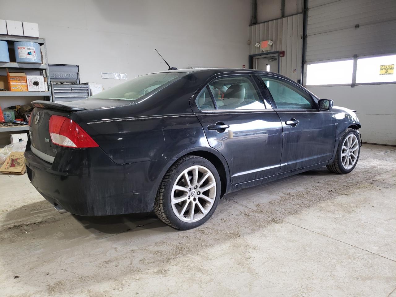 2010 Mercury Milan - Image 3