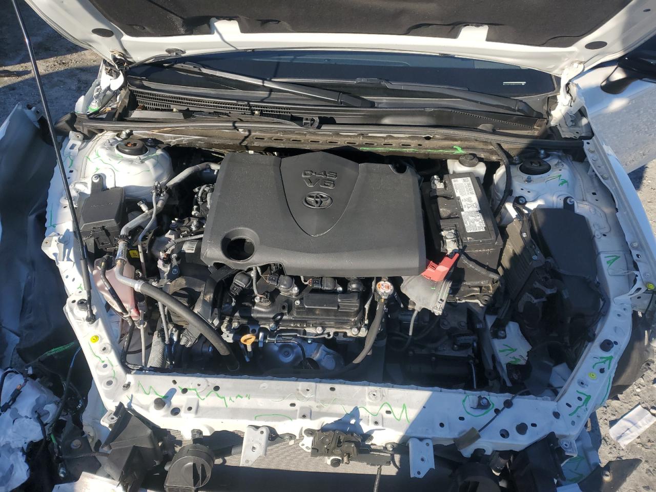 2021 Toyota Camry - Image 13
