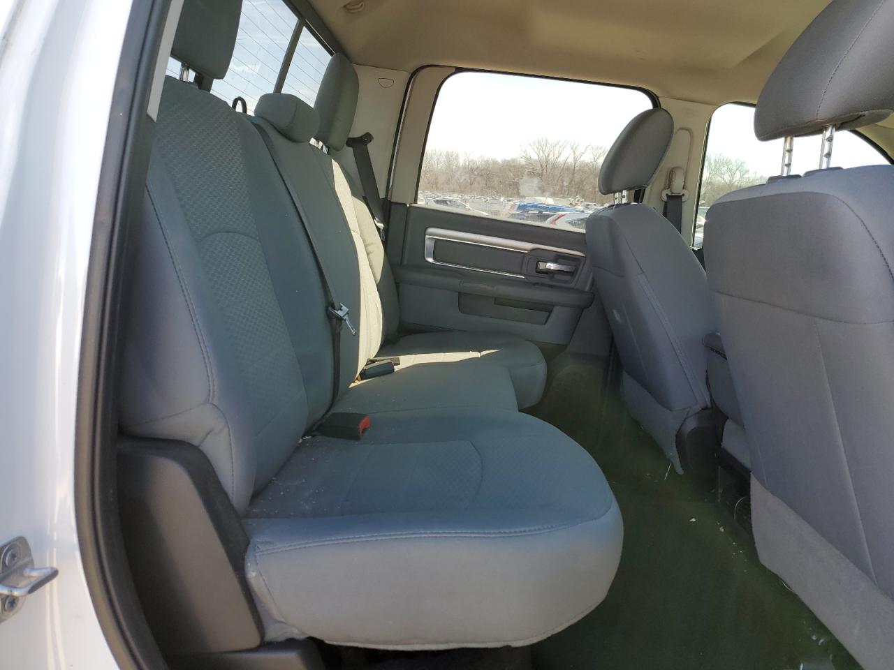 2017 RAM 1500 - Image 10