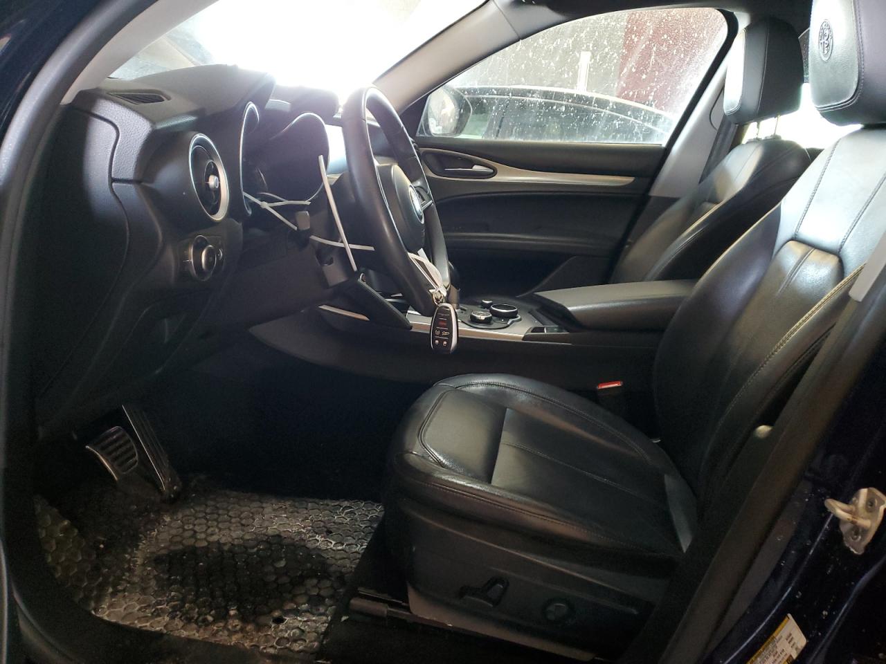 2018 Alfa Romeo Stelvio - Image 7