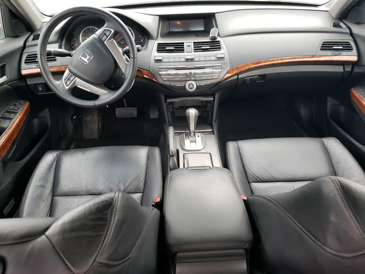 2012 Honda Accord - Image 8