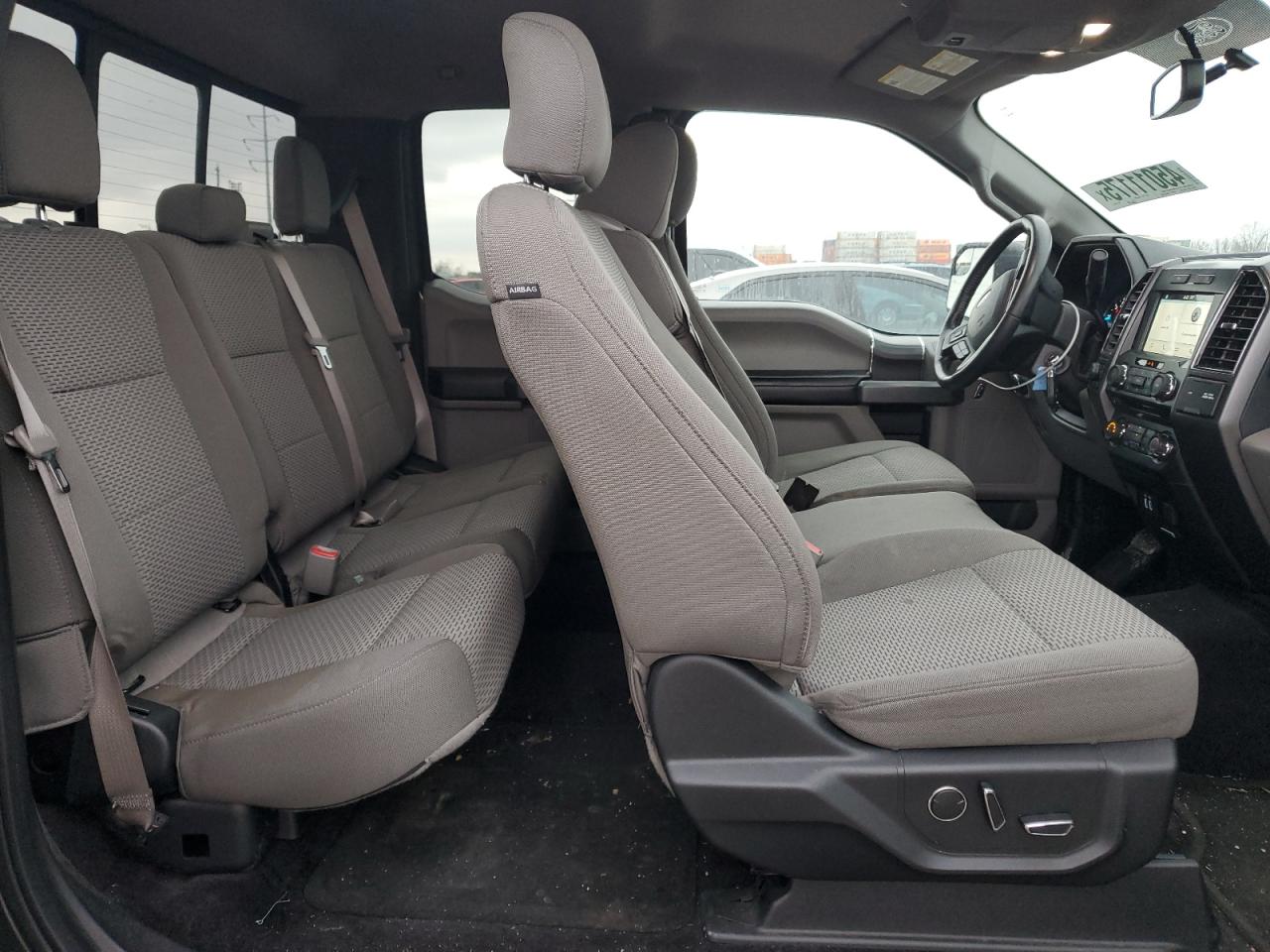 2017 Ford F-150 - Image 10
