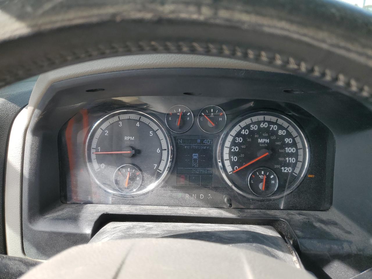 2010 Dodge RAM - Image 9