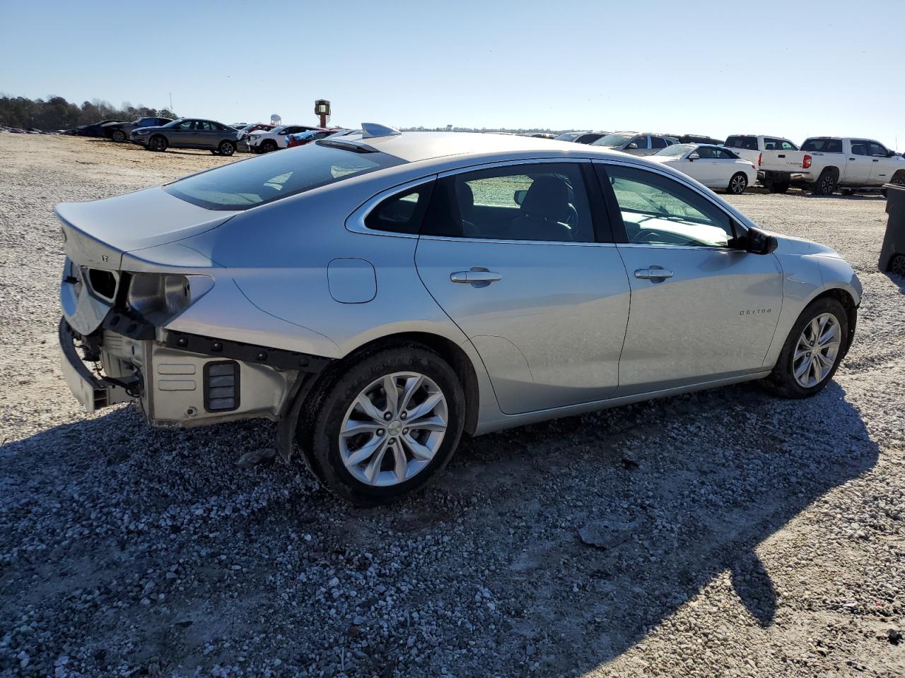 2020 Chevrolet Malibu - Image 3