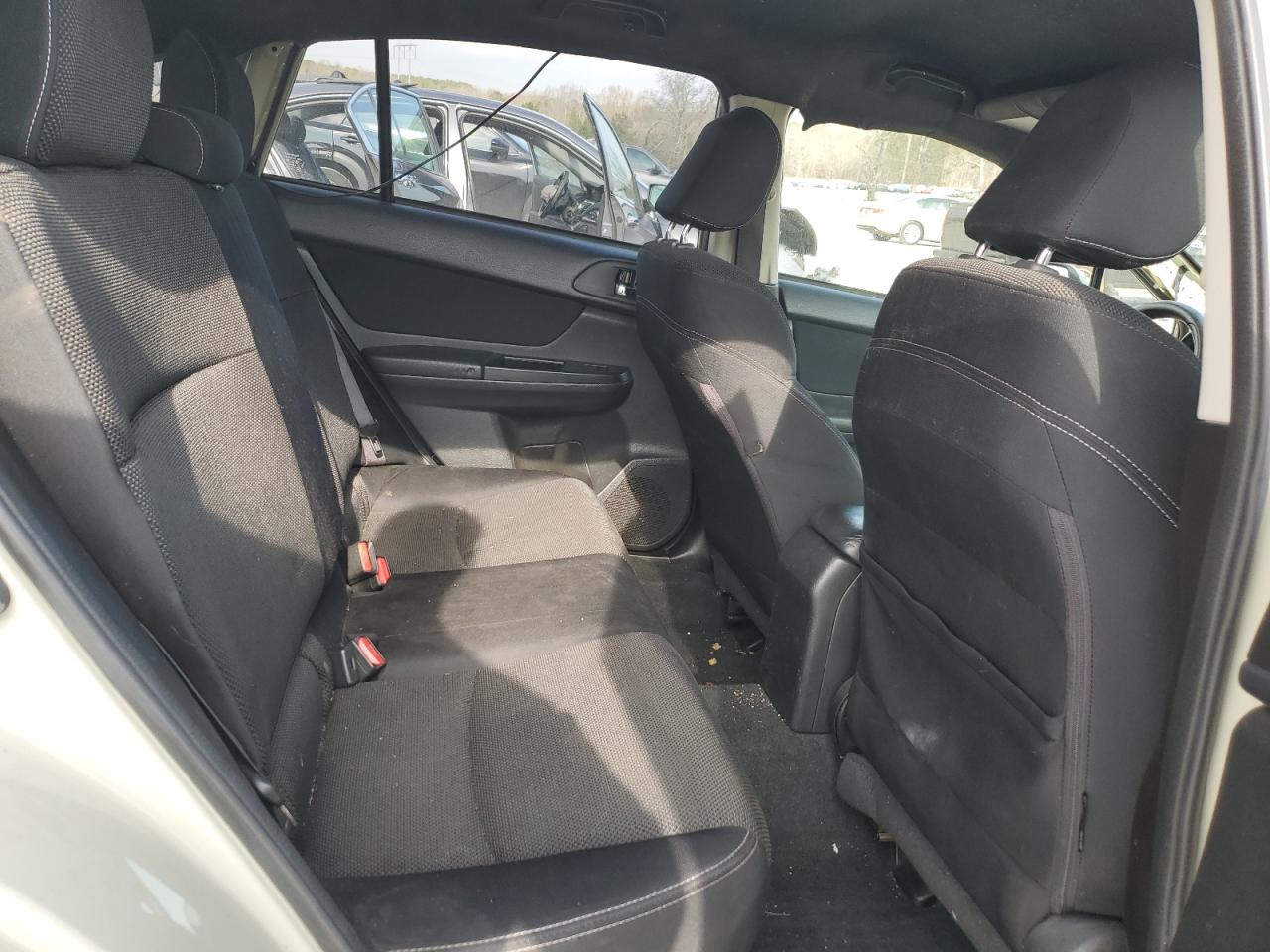 2013 Subaru XV - Image 10