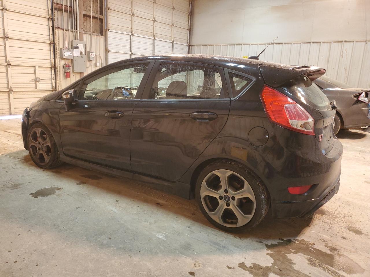 2014 Ford Fiesta - Image 2