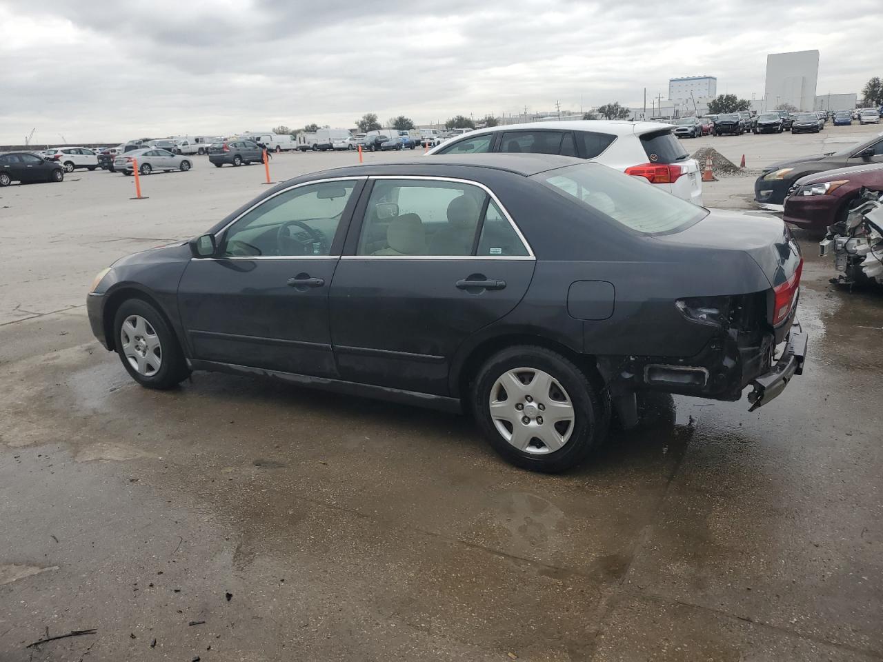 2005 Honda Accord - Image 2
