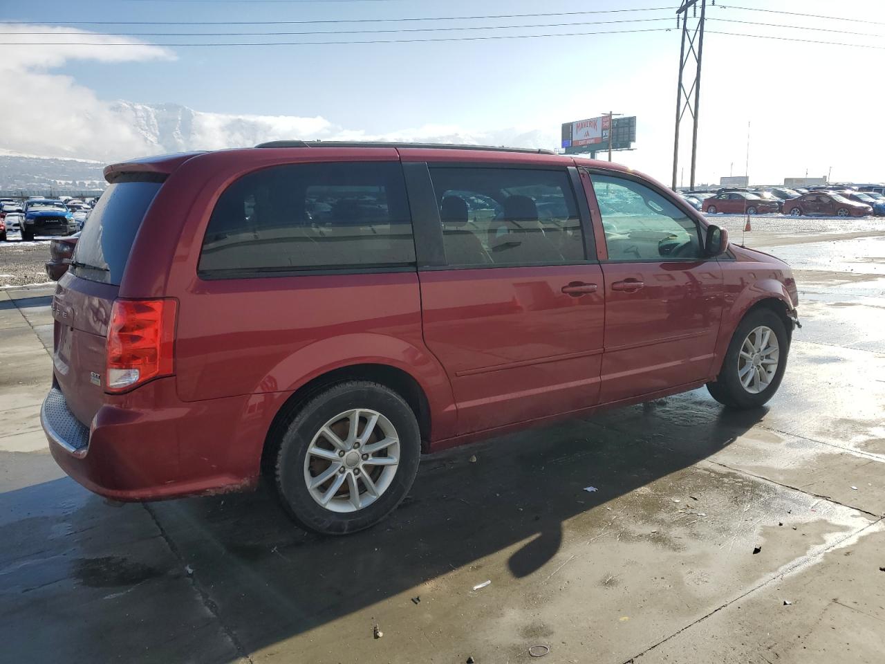 2015 Dodge Caravan - Image 3