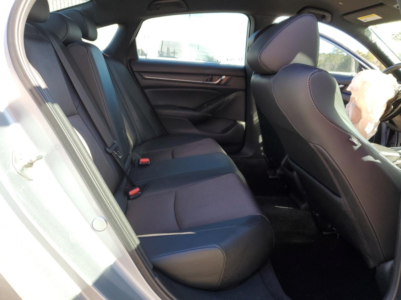 2020 Honda Accord - Image 10