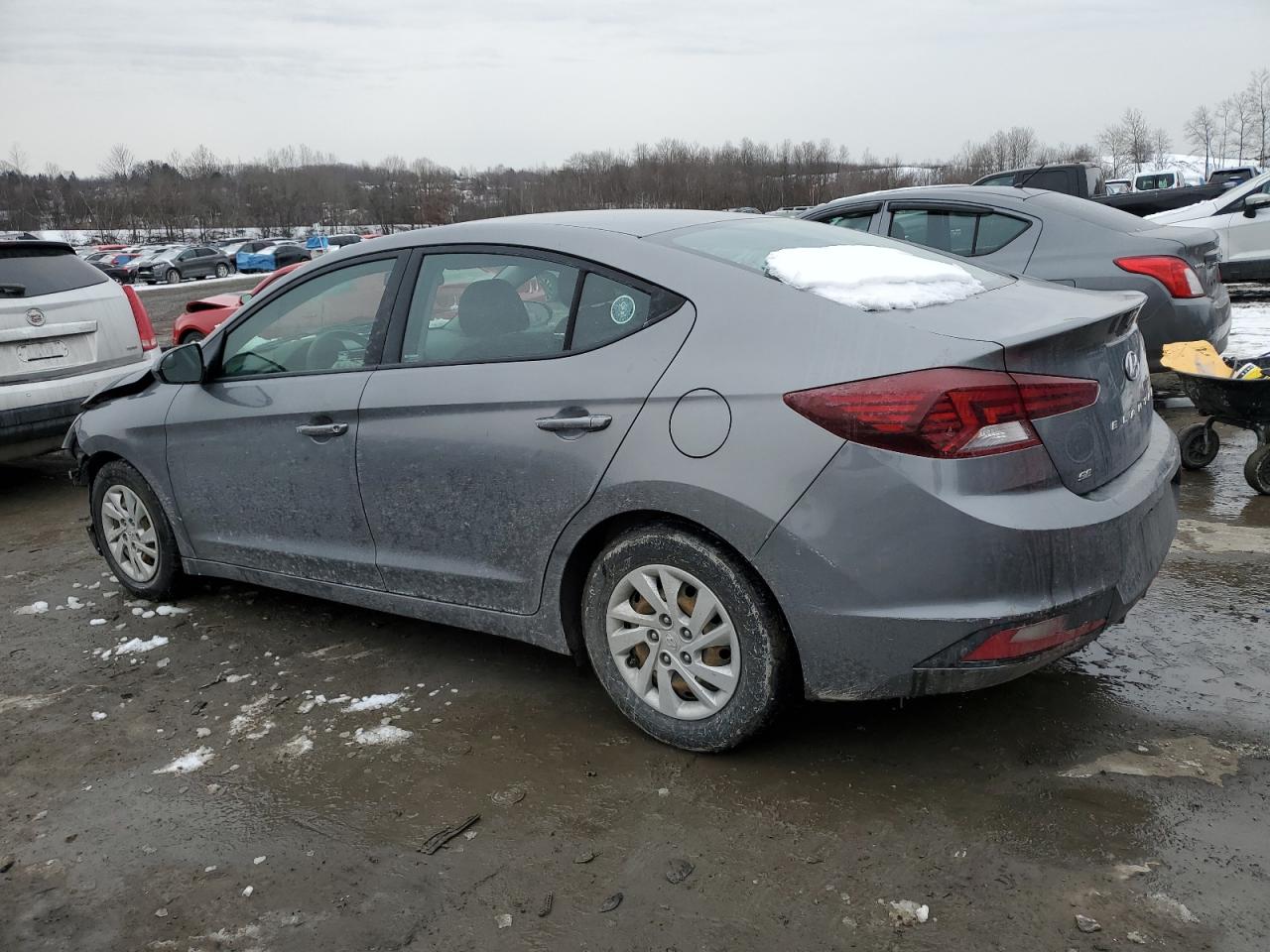 2019 Hyundai Elantra - Image 2