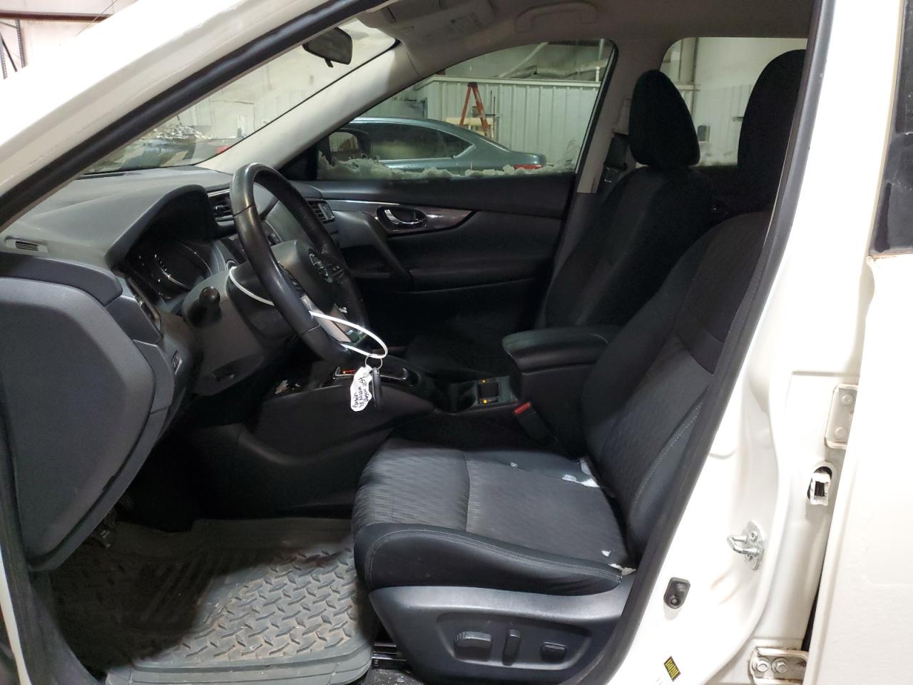 5N1AT2MT5JC800767 NISSAN ROGUE 2018