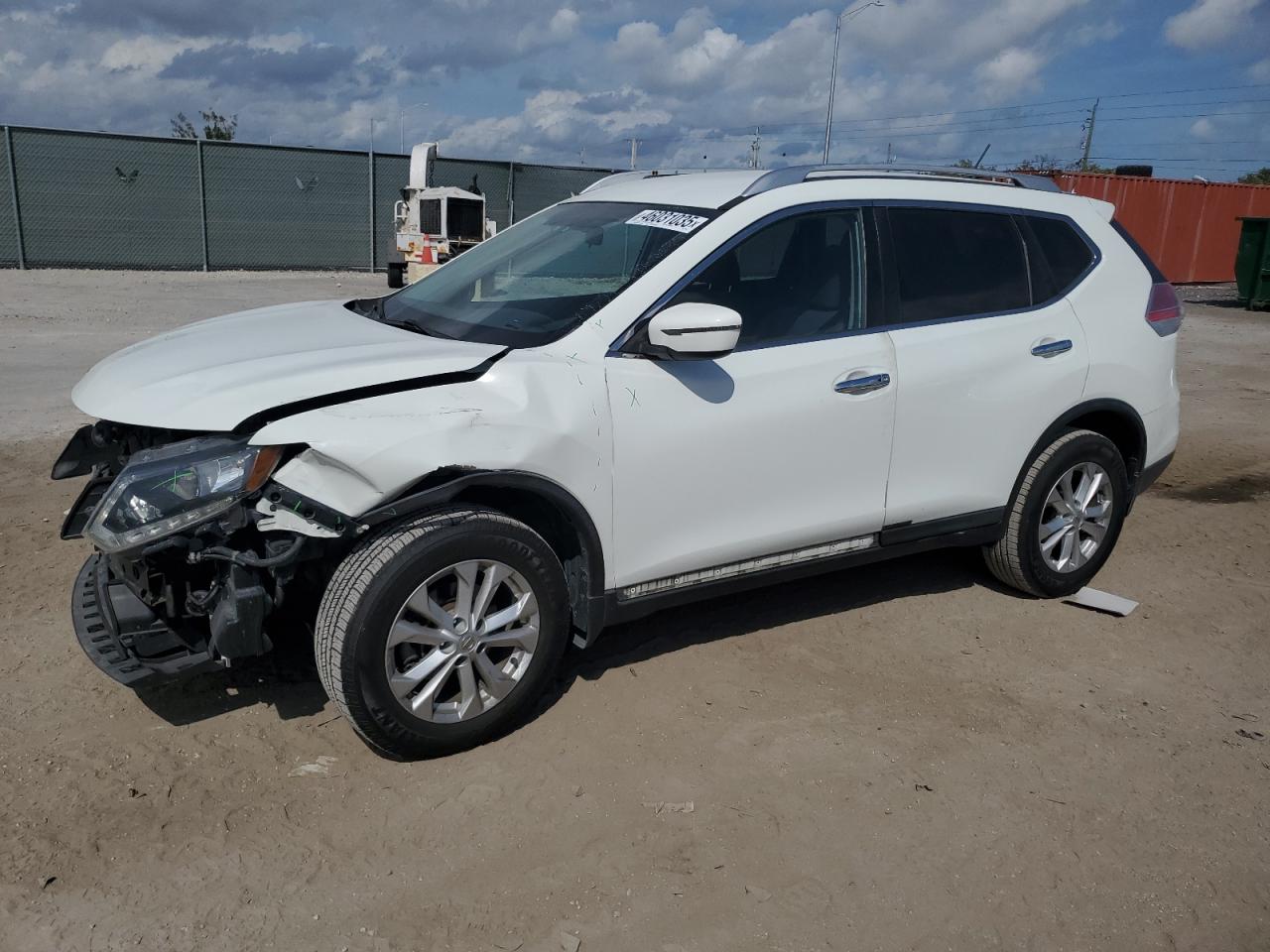 2016 Nissan Rogue - Image 1
