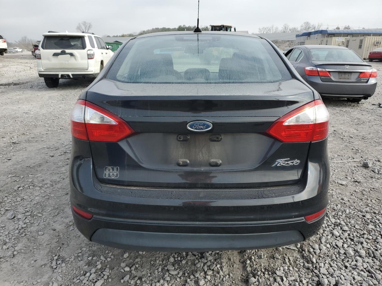 2015 Ford Fiesta - Image 6