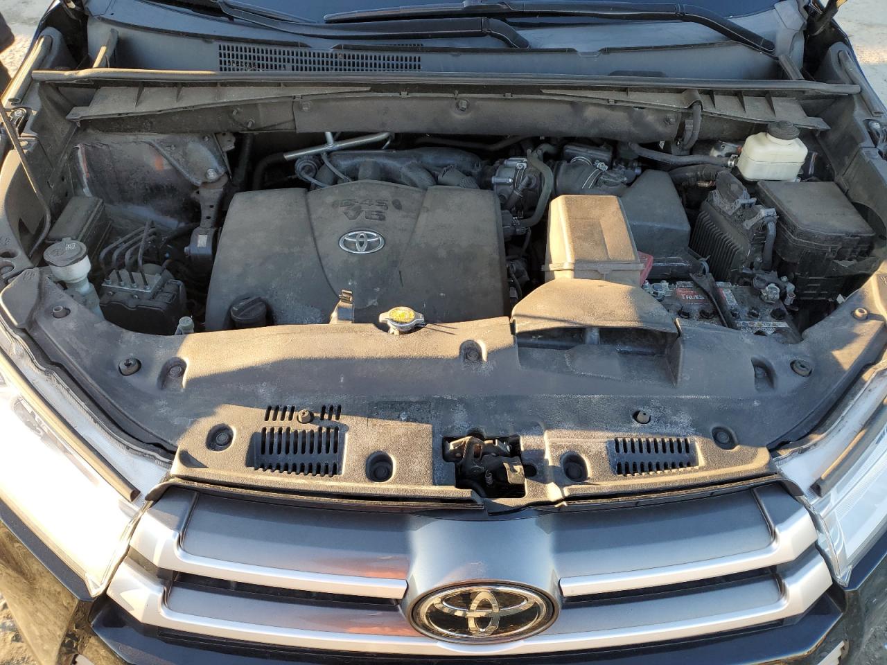 5TDJZRFH9HS459483 TOYOTA HIGHLANDER 2017
