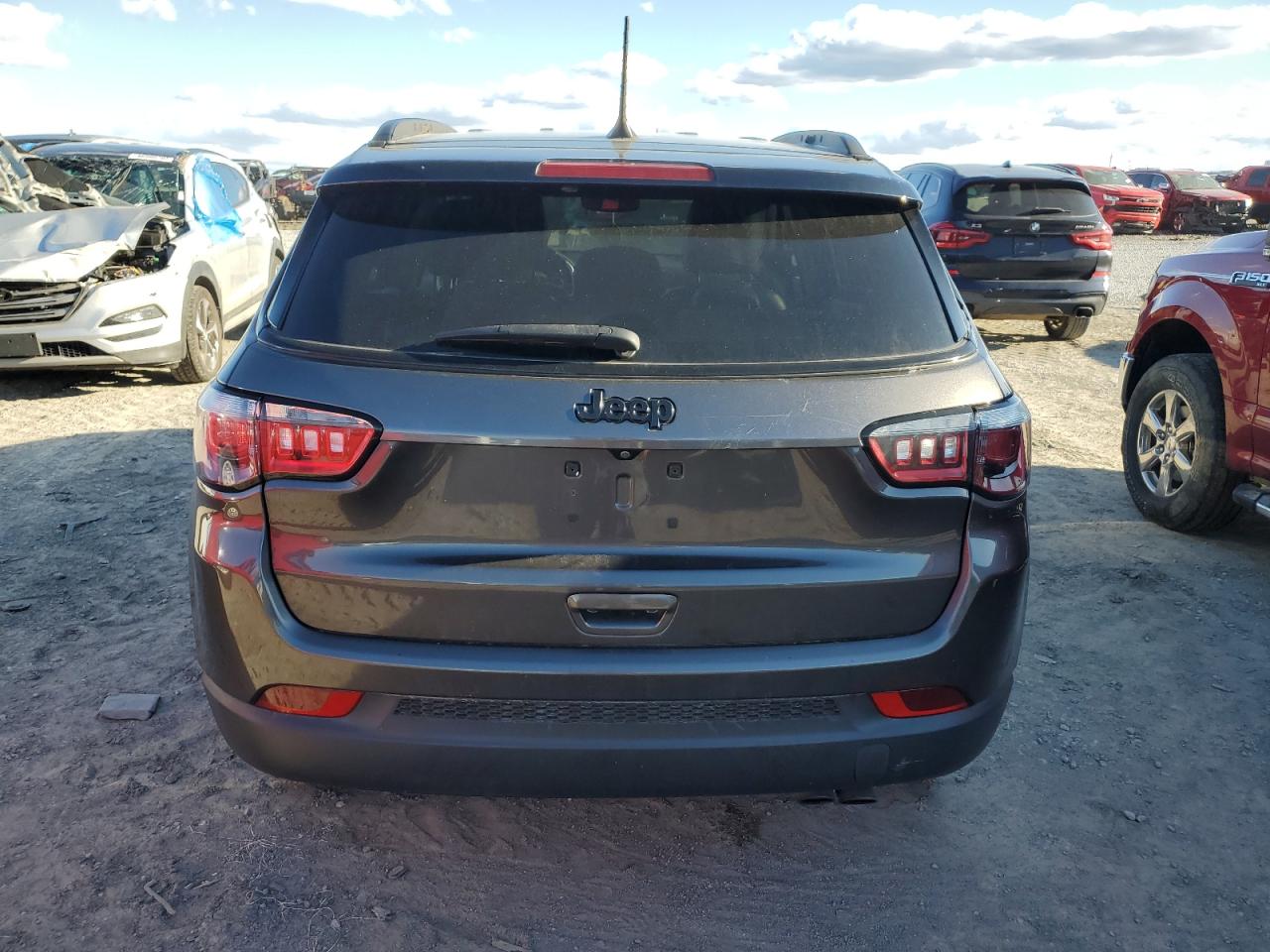 2020 Jeep Compass - Image 6