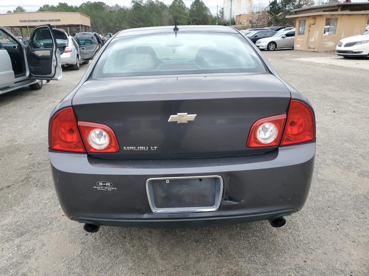2010 Chevrolet Malibu - Image 6
