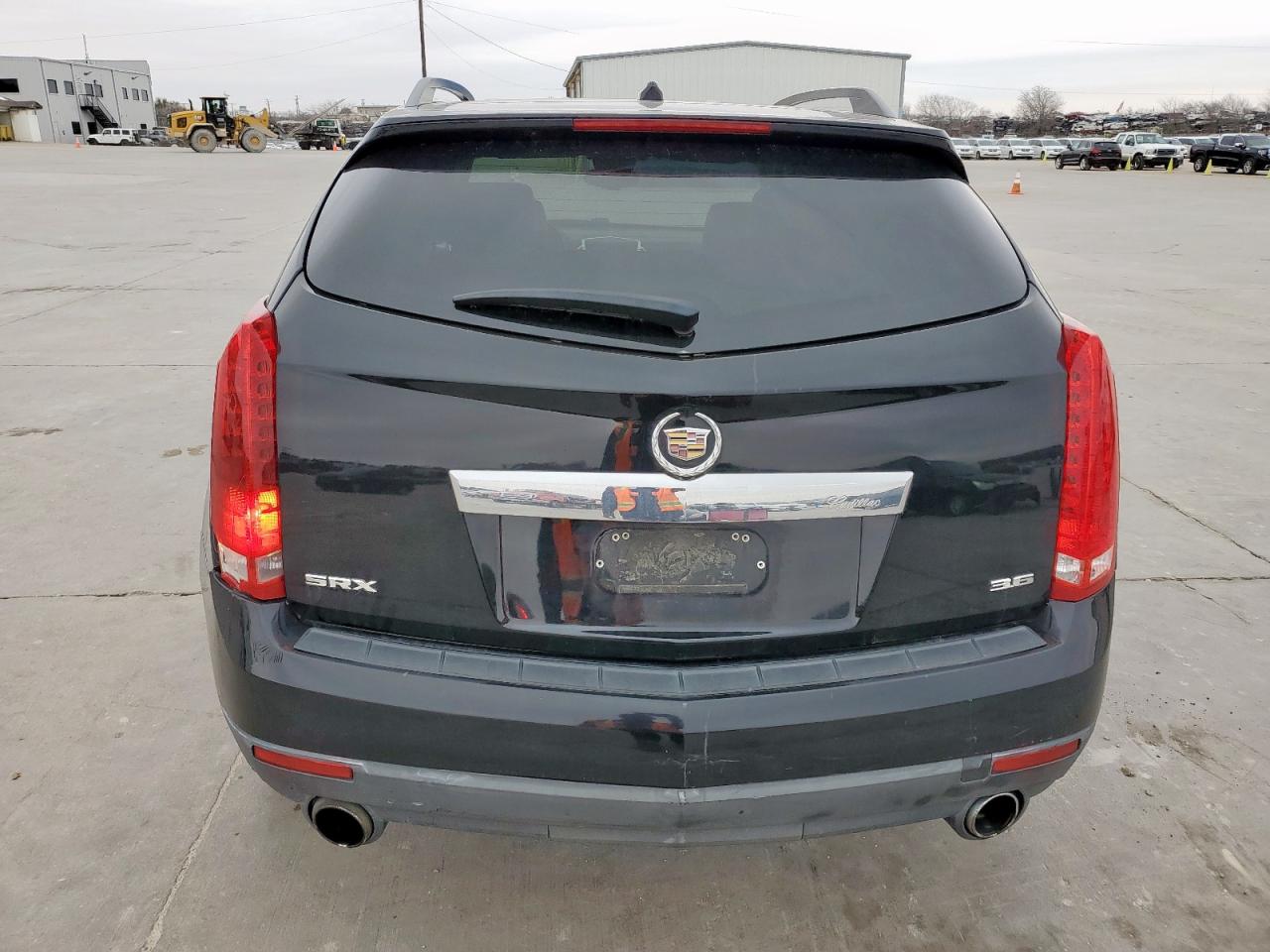 2012 Cadillac SRX - Image 6