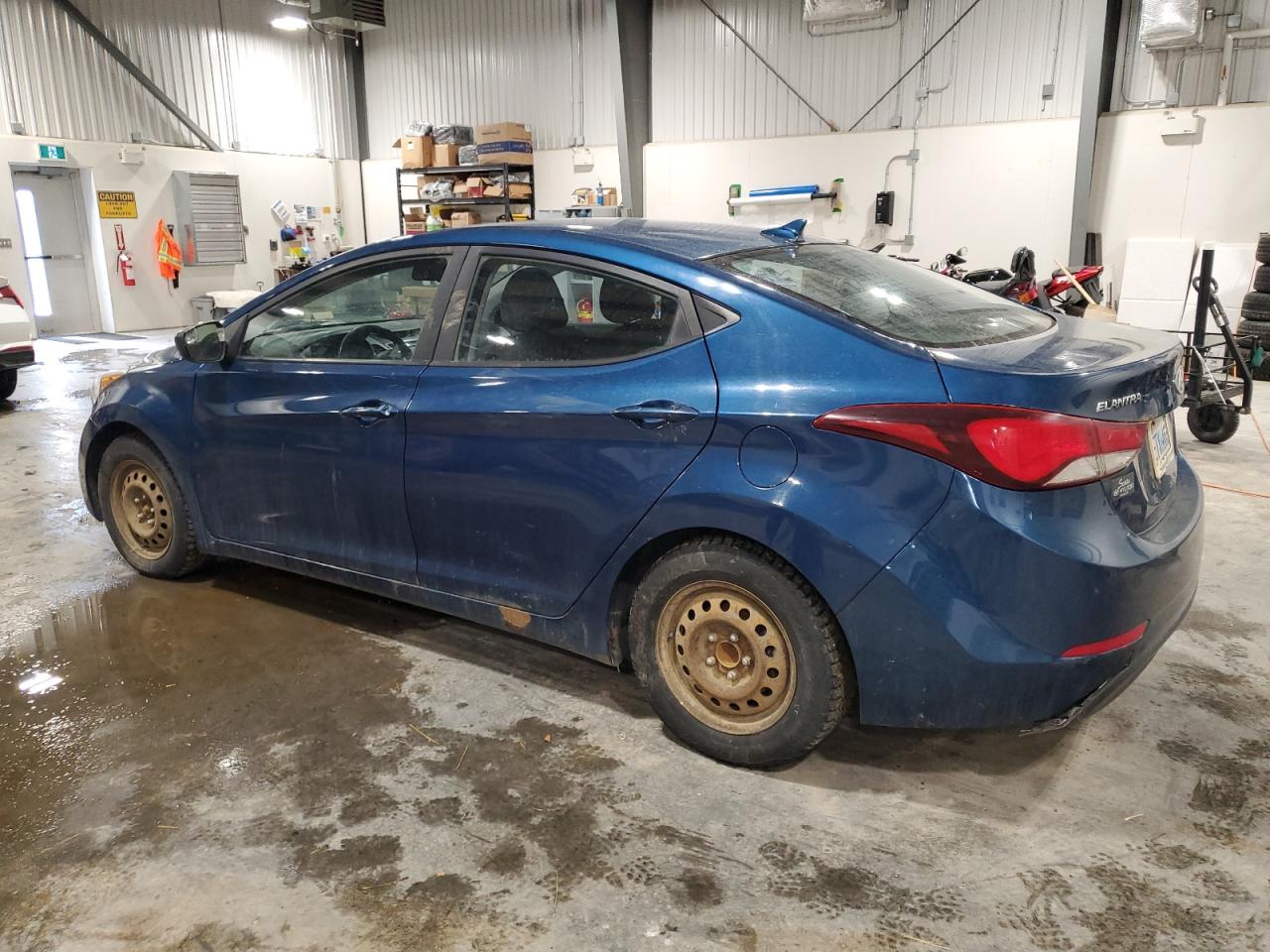 2016 Hyundai Elantra - Image 2