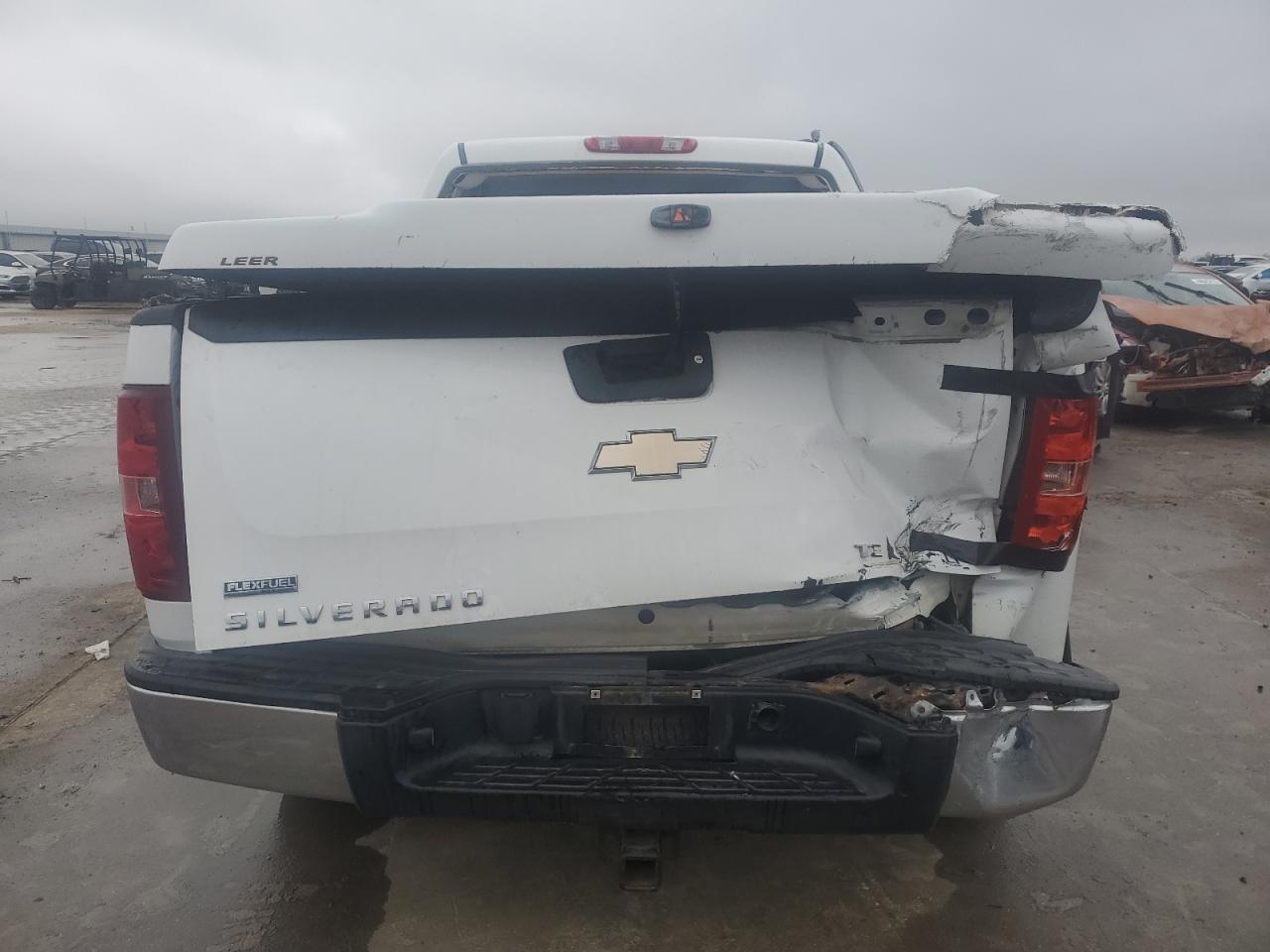 2009 Chevrolet Silverado - Image 6