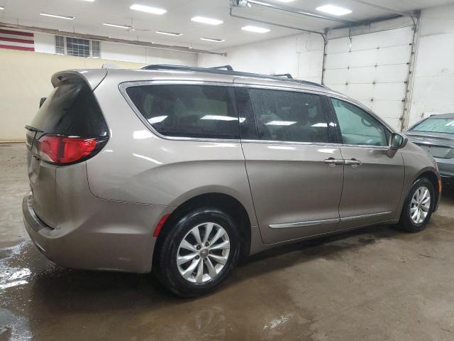  CHRYSLER PACIFICA 2017 tan