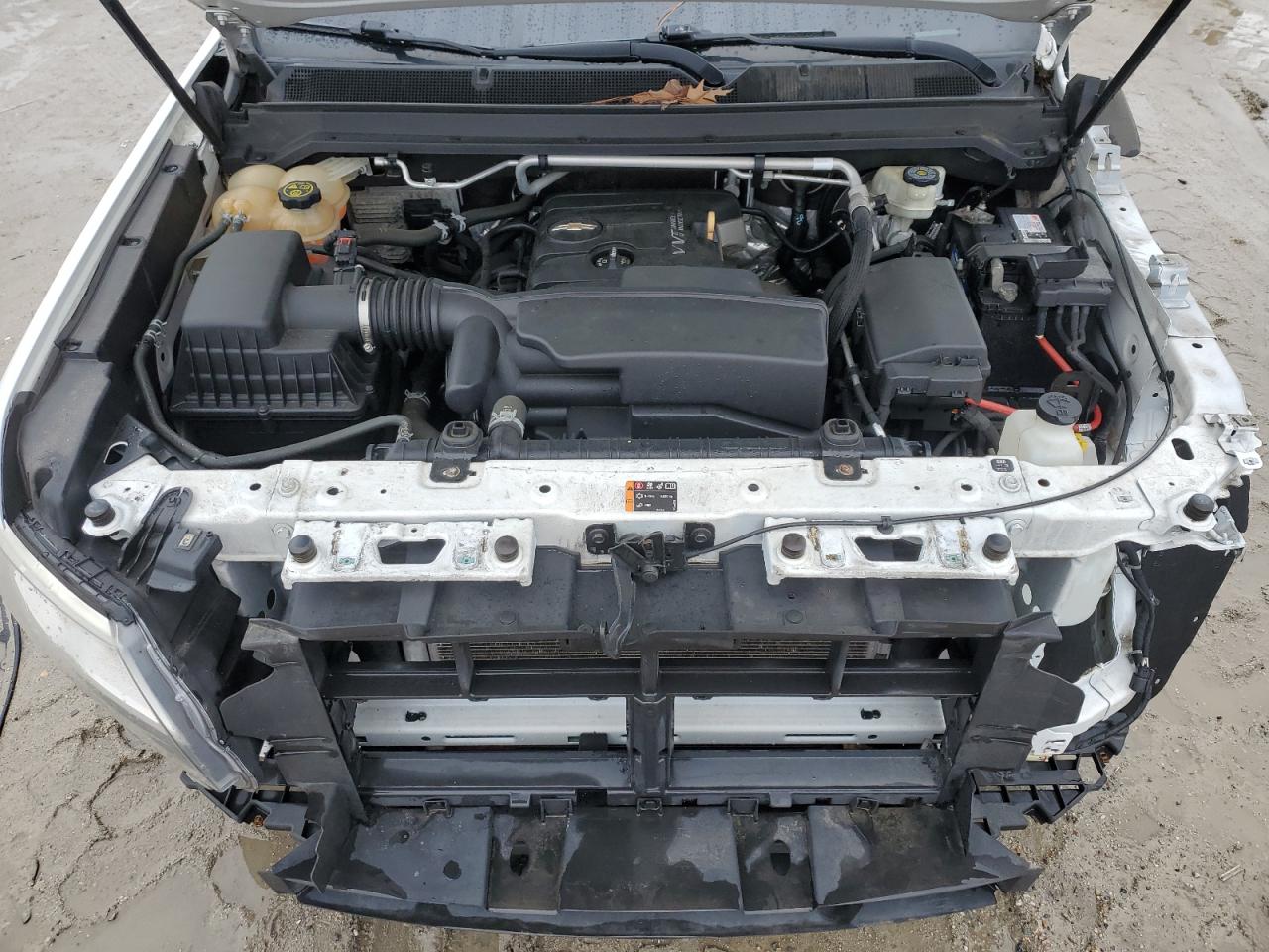 2016 Chevrolet Colorado - Image 11