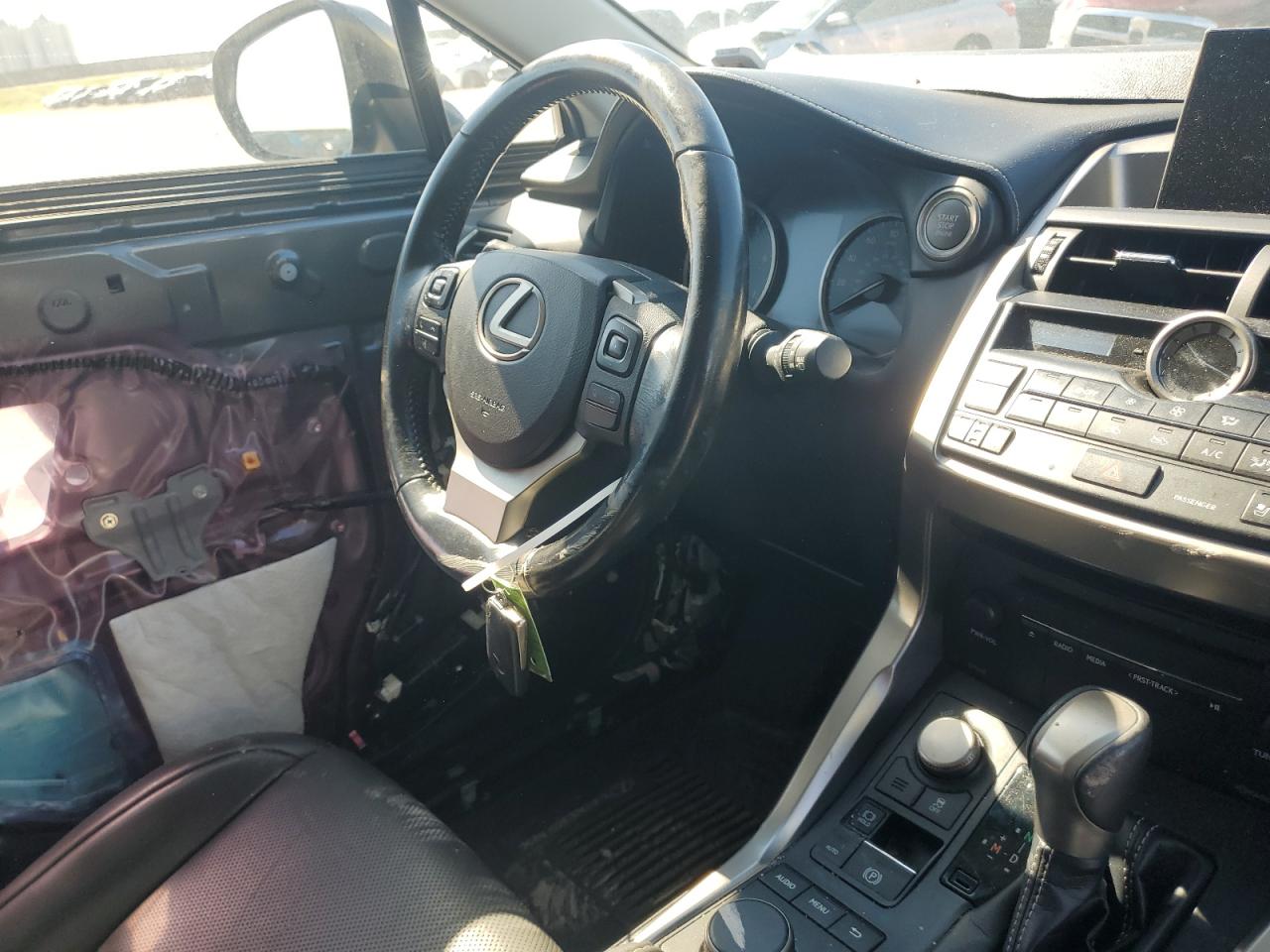 2017 Lexus NX - Image 7