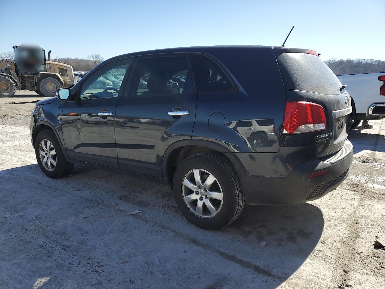 2013 Kia Sorento - Image 2