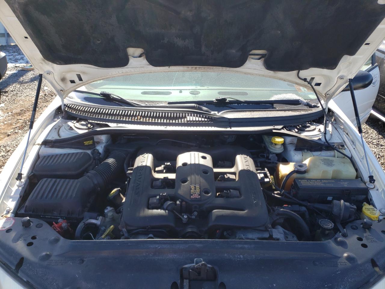 2000 Chrysler 300 - Image 11